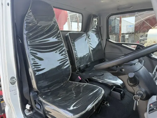 三菱 キャンター TPG-FEA50(2WD)の写真26