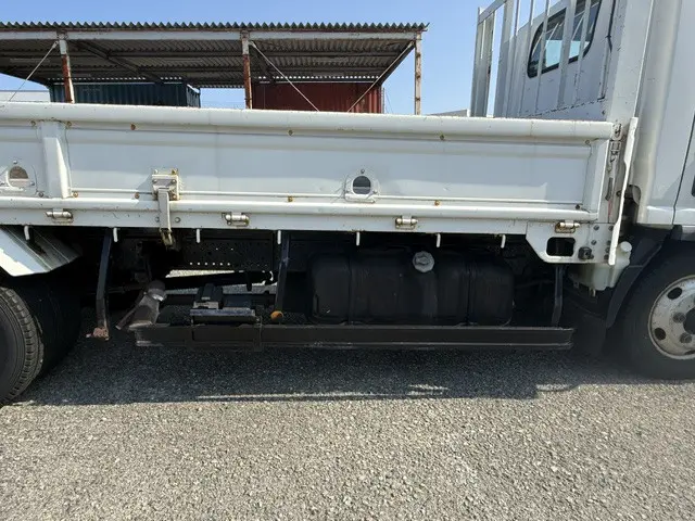 いすゞ エルフ BKG-NMR85AN(2WD)の写真19