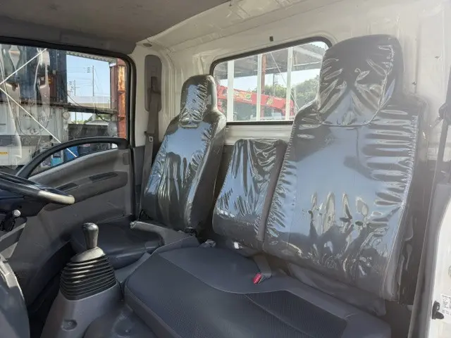 いすゞ エルフ BKG-NMR85AN(2WD)の写真24