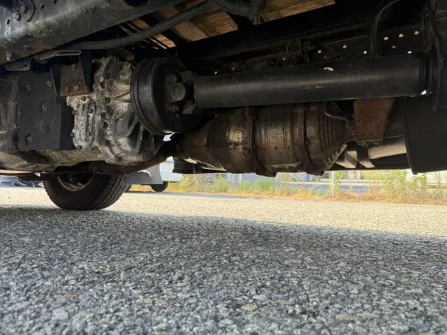 いすゞ エルフ BKG-NMR85AN(2WD)の写真44