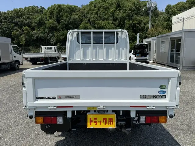 三菱 キャンター 2RG-FBA20(2WD)の写真8