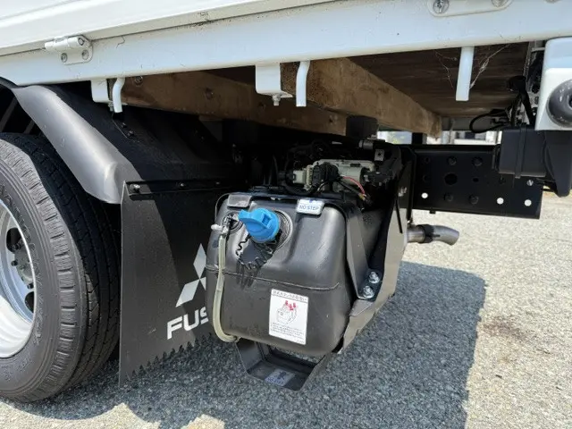 三菱 キャンター 2RG-FBA20(2WD)の写真27