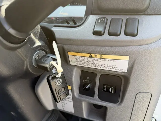 日産 アトラス 2RG-FBAVW(2WD)の写真44