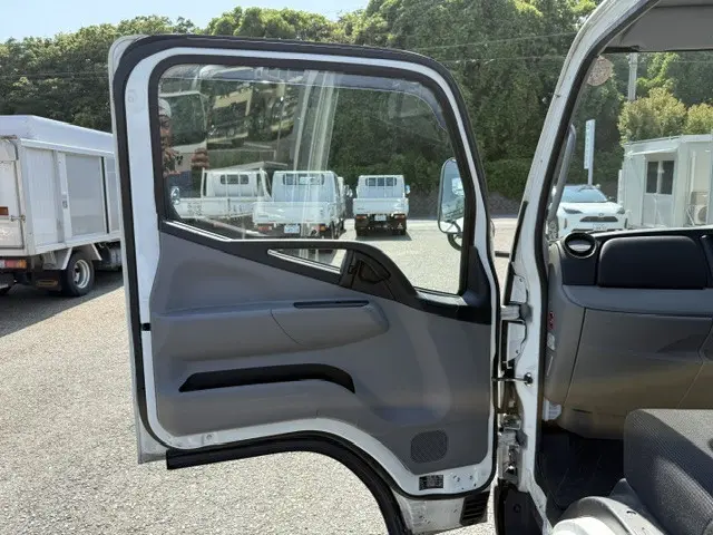 日産 アトラス 2RG-FBAVW(2WD)の写真45