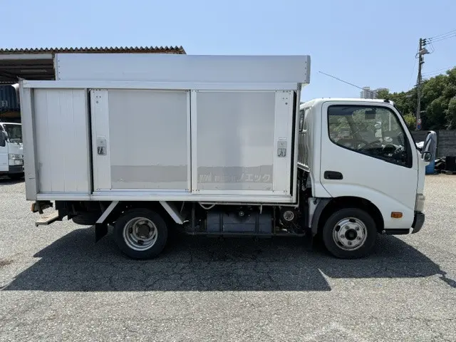 日野 デュトロ TKG-XZC605M(2WD)の写真6