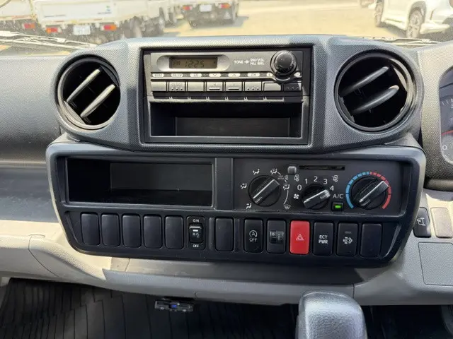 日野 デュトロ TKG-XZC605M(2WD)の写真44
