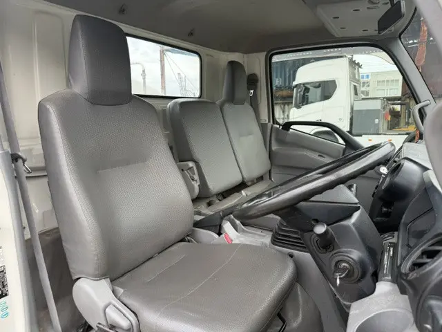 日野 デュトロ TKG-XZU700X(2WD)の写真11