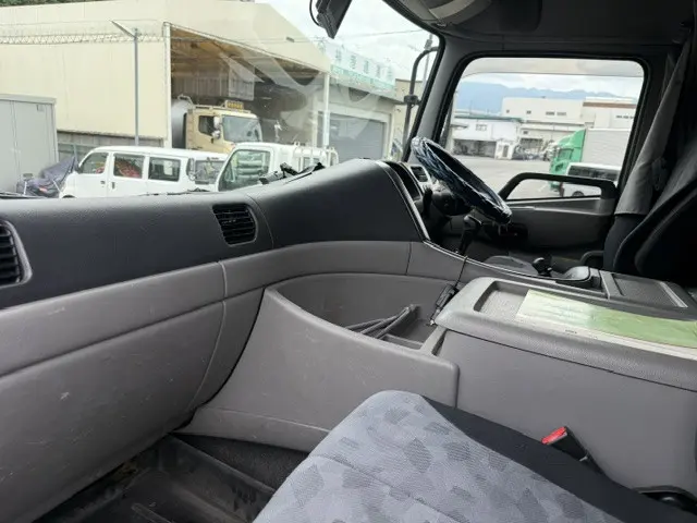 UD クオン QKG-CG5ZA(6x4)の写真14