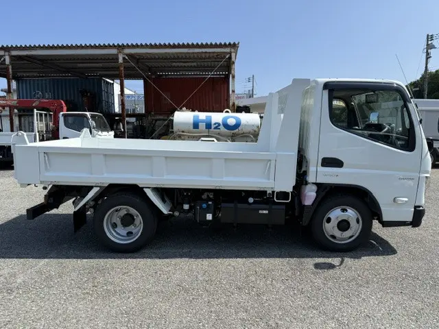 三菱 キャンター 2RG-FBA60(2WD)の写真6