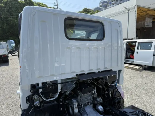 三菱 キャンター 2RG-FBA60(2WD)の写真22