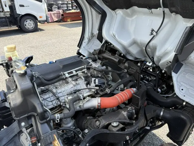 三菱 キャンター 2RG-FBA60(2WD)の写真31