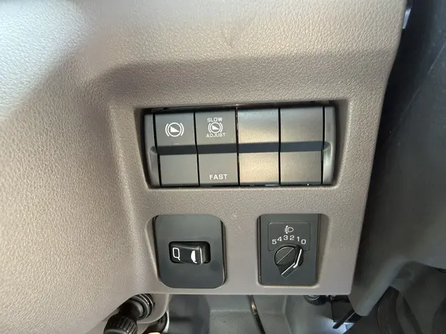 三菱 キャンター 2RG-FBA60(2WD)の写真44