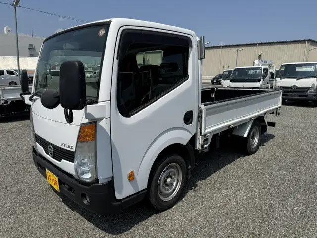 日産 アトラス CBF-SQ2F24(2WD)の写真1