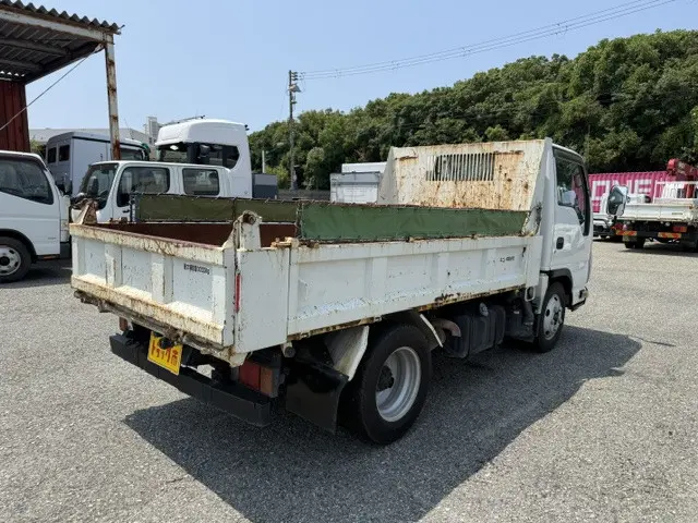 いすゞ エルフ TKG-NKR85AD(2WD)の写真3