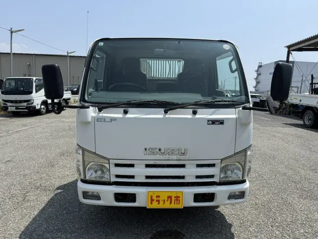 いすゞ エルフ TKG-NKR85AD(2WD)の写真7