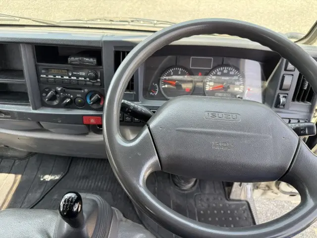 いすゞ エルフ TKG-NKR85AD(2WD)の写真39