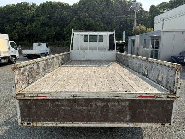 日野 デュトロ TKG-XZC710M(2WD)の写真9
