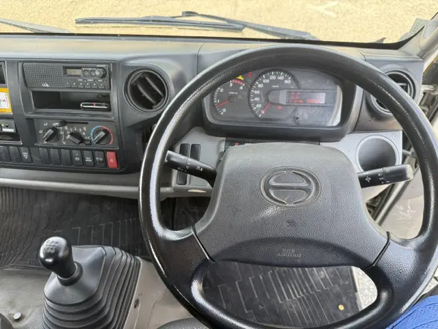 日野 デュトロ TKG-XZC710M(2WD)の写真28