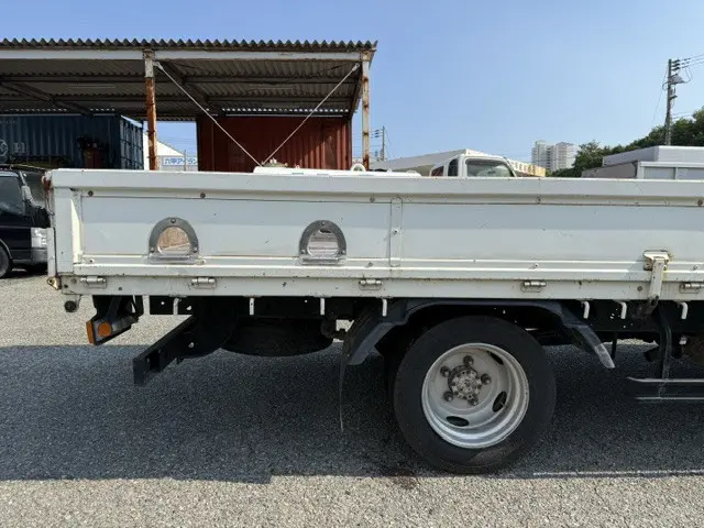 日野 デュトロ TKG-XZC710M(2WD)の写真9