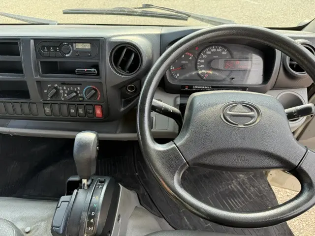 日野 デュトロ TKG-XZC710M(2WD)の写真24