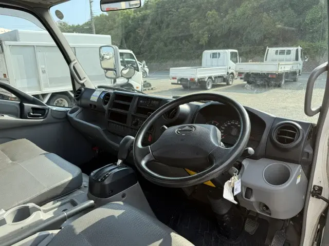 日野 デュトロ TKG-XZC710M(2WD)の写真26