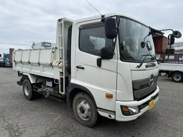 日野 レンジャー 2KG-FC2ABA(2WD)の写真2