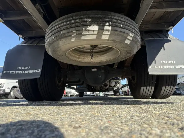 いすゞ フォワード TKG-FRR90S2(2WD)の写真22
