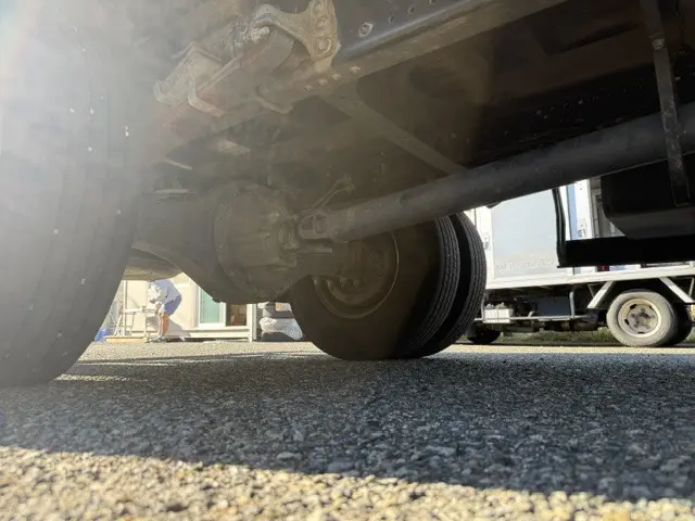 いすゞ フォワード TKG-FRR90S2(2WD)の写真25