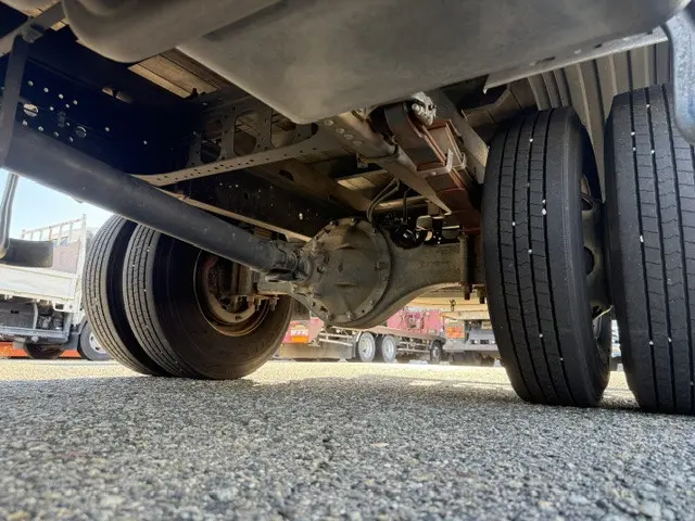 いすゞ フォワード TKG-FRR90S2(2WD)の写真27