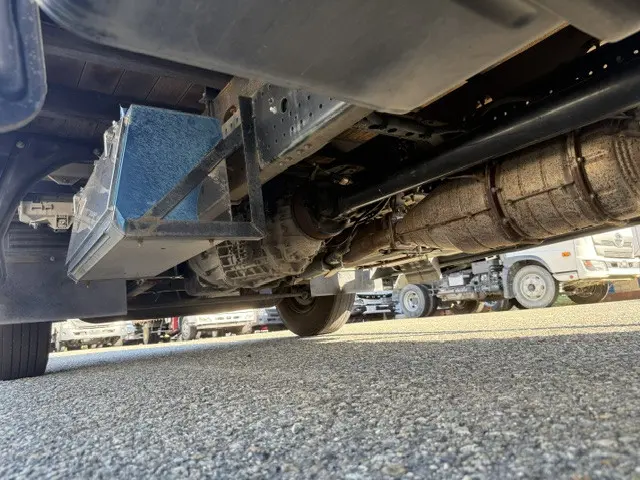 いすゞ フォワード TKG-FRR90S2(2WD)の写真28