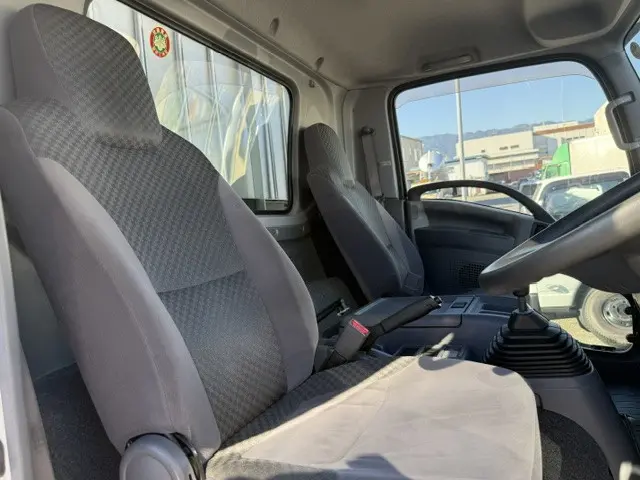 いすゞ フォワード TKG-FRR90S2(2WD)の写真39