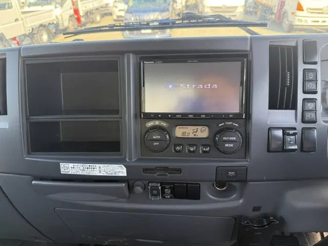 いすゞ フォワード TKG-FRR90S2(2WD)の写真45