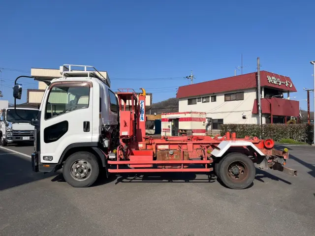 いすゞ フォワード TKG-FRR90S2(2WD)の写真5