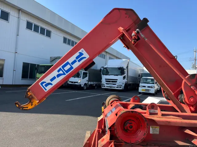 いすゞ フォワード TKG-FRR90S2(2WD)の写真21