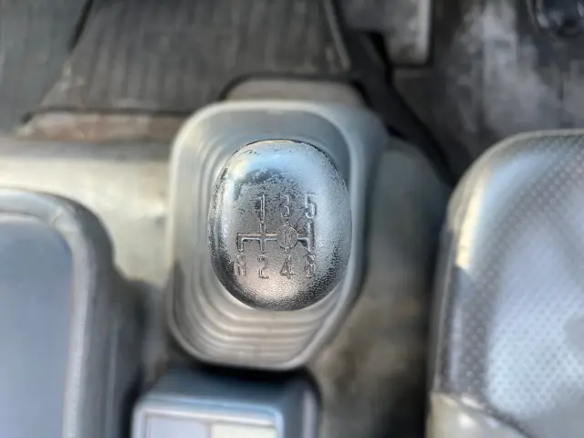 いすゞ フォワード TKG-FRR90S2(2WD)の写真37