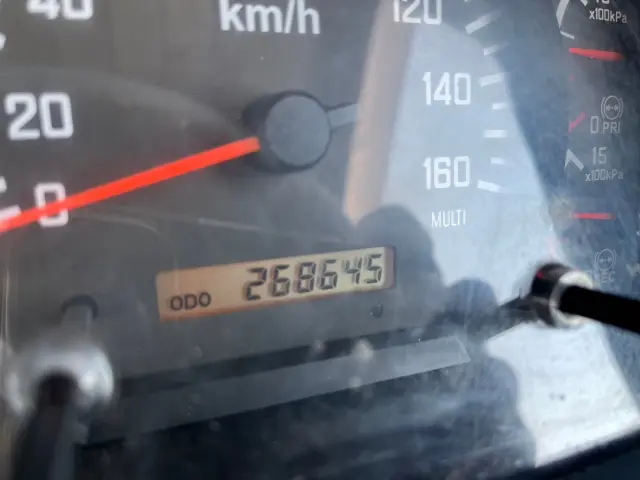 いすゞ フォワード TKG-FRR90S2(2WD)の写真38