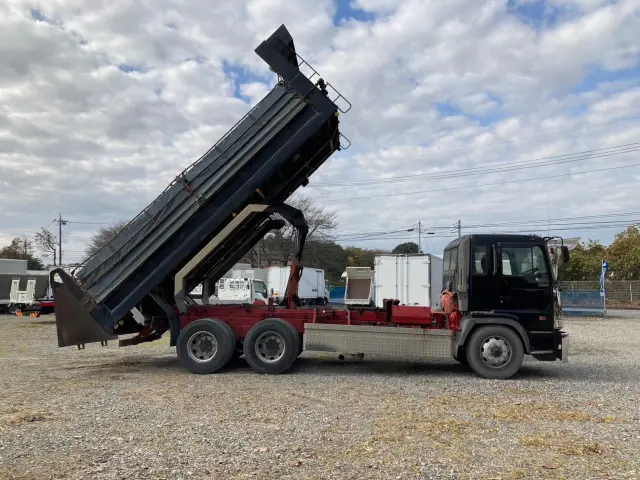 日野 プロフィア KL-FS1KPHA(2WD)の写真10