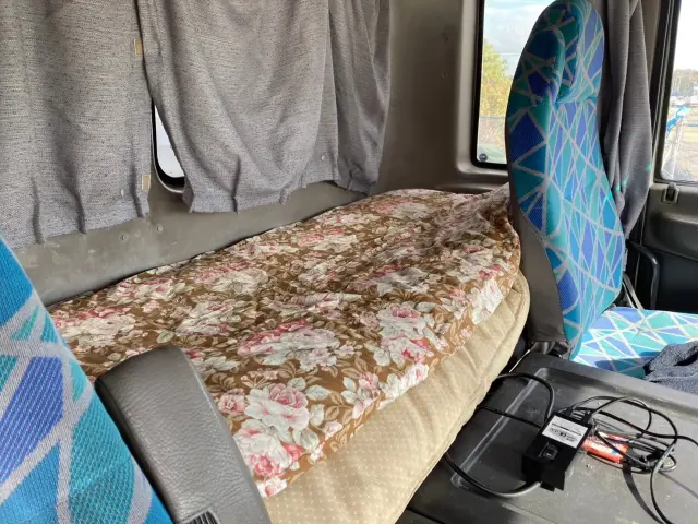 日野 プロフィア KL-FS1KPHA(2WD)の写真44