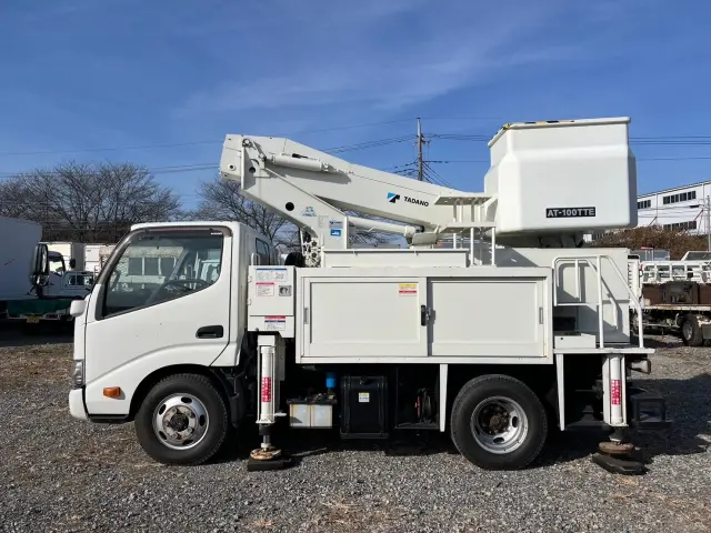 日野 デュトロ TKG-XZU675M(4WD)の写真7