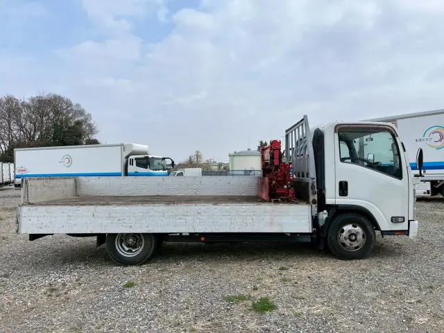 いすゞ エルフ TKG-NPR85AR(2WD)の写真9