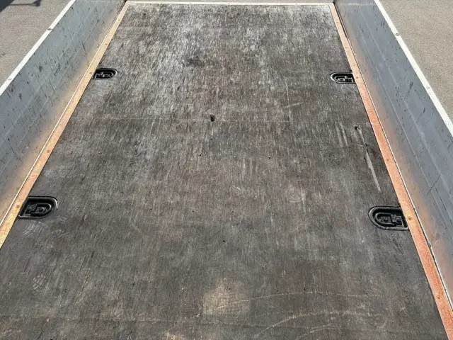 いすゞ エルフ TKG-NPR85AR(2WD)の写真14