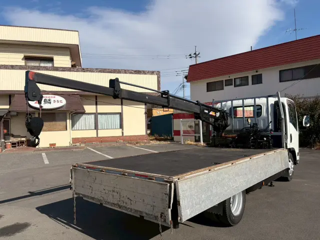 いすゞ エルフ TKG-NPR85AR(2WD)の写真28