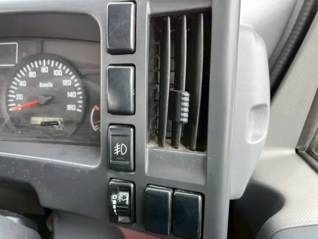 いすゞ エルフ TKG-NPR85AR(2WD)の写真39
