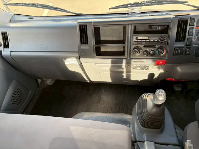 いすゞ エルフ TKG-NPR85AR(2WD)の写真47