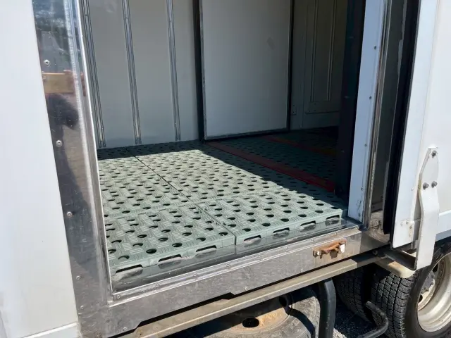 いすゞ エルフ TKG-NHS85AN(4WD)の写真8