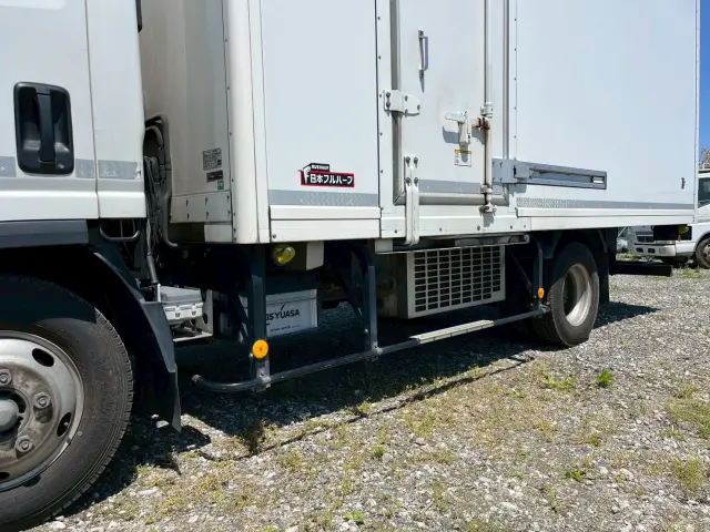 いすゞ エルフ TPG-NPR85AN(2WD)の写真23