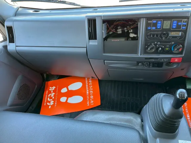 いすゞ エルフ TPG-NPR85AN(2WD)の写真43