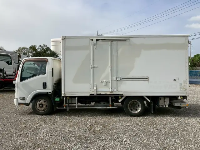 いすゞ エルフ TKG-NPR85AN(2WD)の写真5