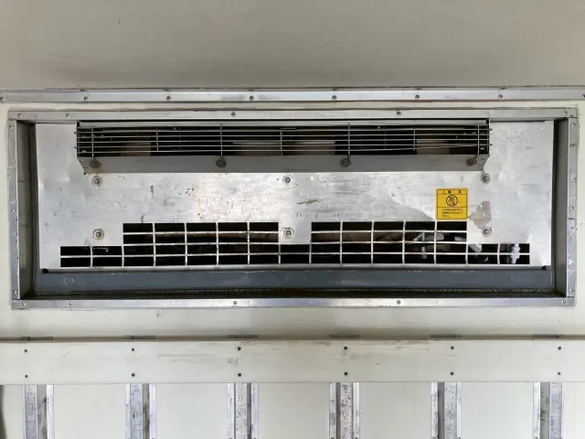 いすゞ エルフ TKG-NPR85AN(2WD)の写真13