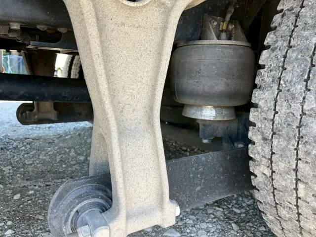 いすゞ フォワード PDG-FRR34T2(2WD)の写真21